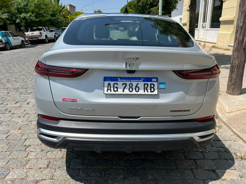 Fiat FASTBACK TURBO 270 AT 2024