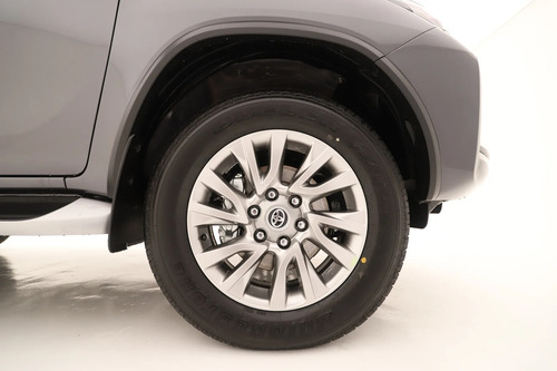 Toyota SW4 2.8 Srx 204Cv 4X4 7As At 2026