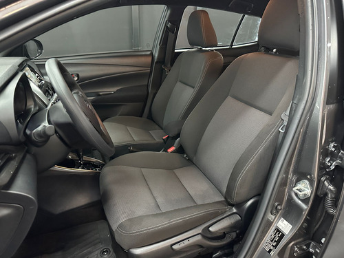 Toyota Yaris 1.5 XS CVT 5P 2025