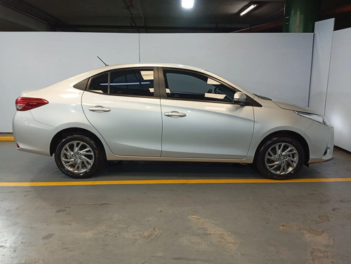 Toyota Yaris 1.5 4 Ptas Xls Cvt L/22 2024