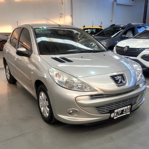 Peugeot 207 1.4 Sedan Hdi Xs 2012
