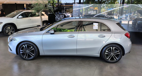 Mercedes-Benz Clase A 1.3 A200 163cv Progressive Hatch 2025