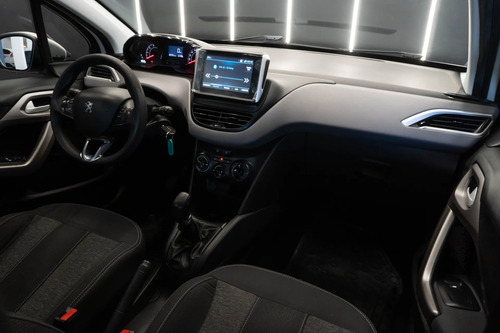 Peugeot 208 1.6 Allure 2020