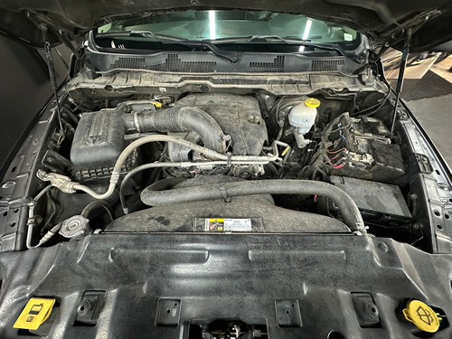 RAM 1500 5.7 DC 4X4 LARAMIE AT L13 2020