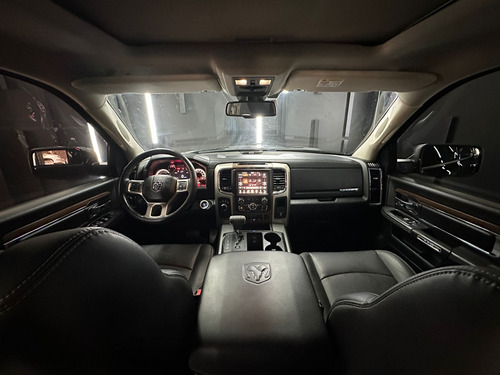 RAM 1500 5.7 DC 4X4 LARAMIE AT L13 2015