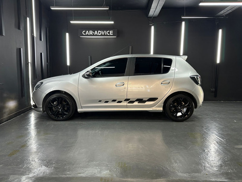Renault Sandero 2.0 16V RS L16 2016