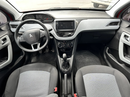 Peugeot 208 1.5 Allure Touchscreen 2015