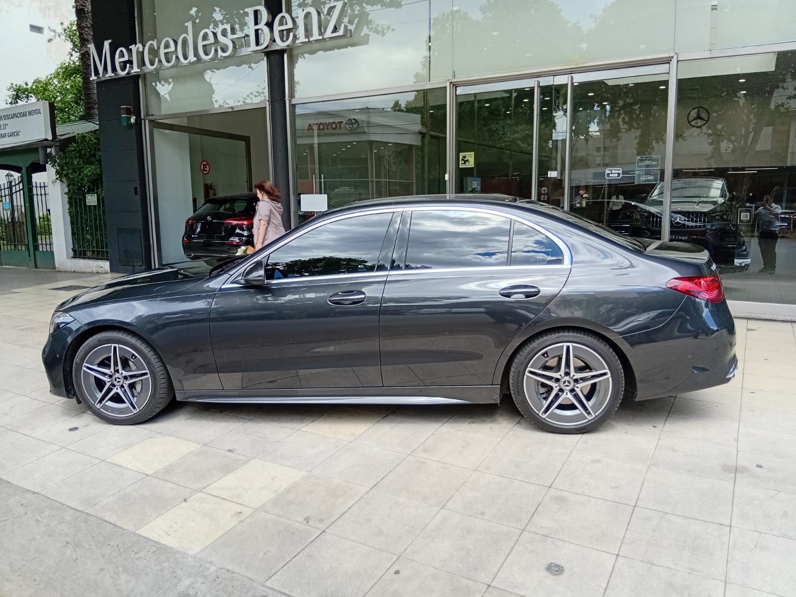 Mercedes-Benz C300 2.0 AMG line Sedan 258Cv 2024