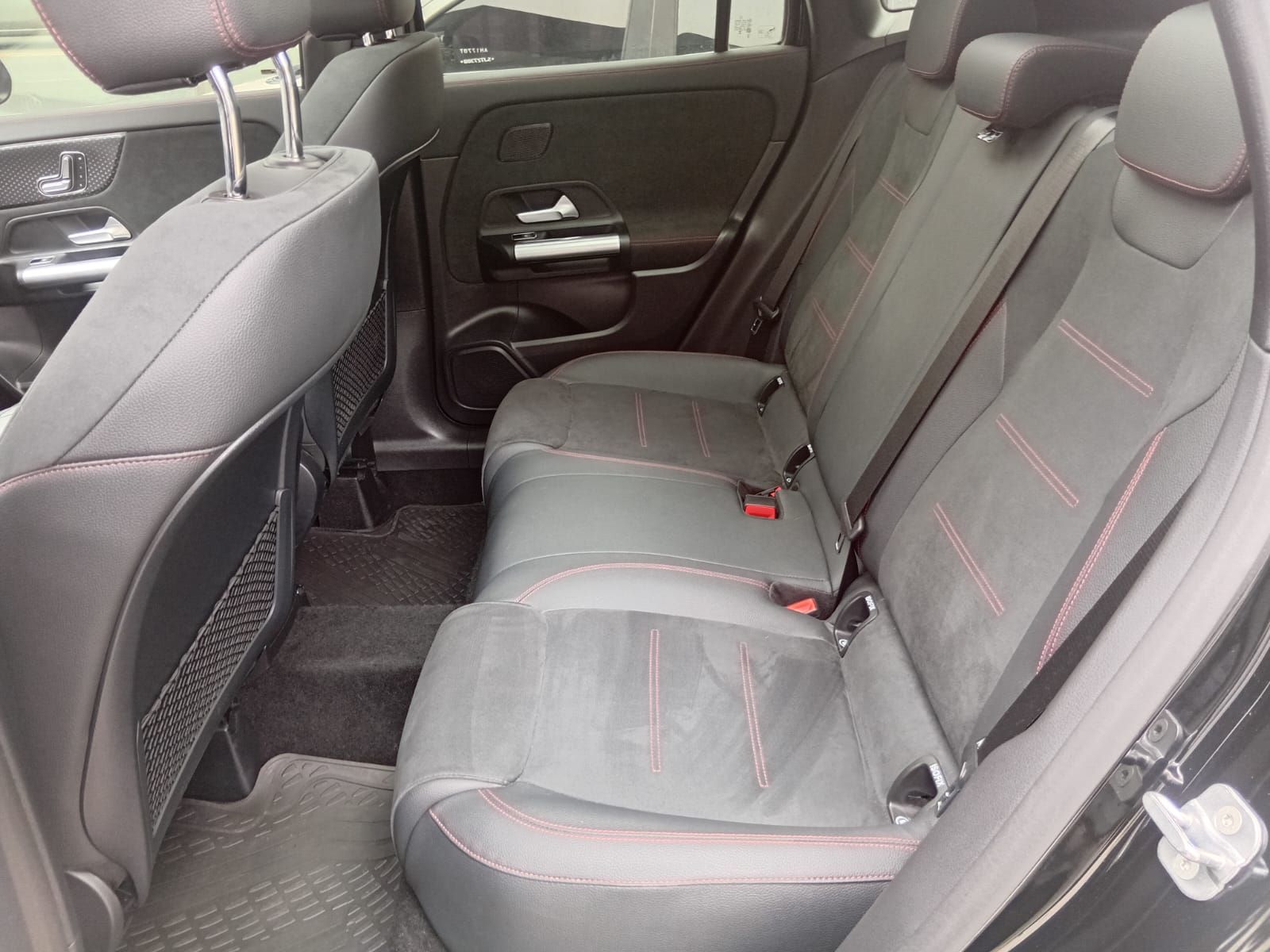 Mercedes-Benz GLA250 2.0 4Matic Amg-Line 224Cv 2025