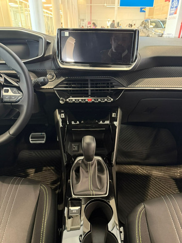 Peugeot 2008 1.0T Gt 2025