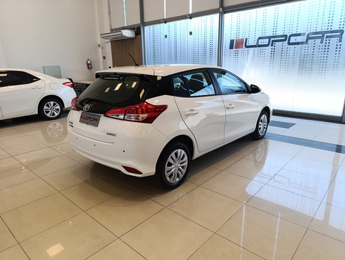 Toyota Yaris 1.5 107Cv Xs Cvt 2024