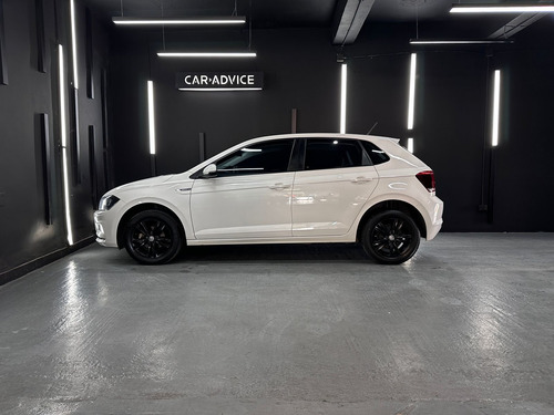 Volkswagen Polo 1.6 COMFORTLINE 5P L18 2018