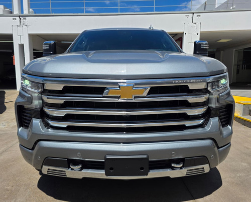 Chevrolet Silverado 5.3 V8 High Country 2025