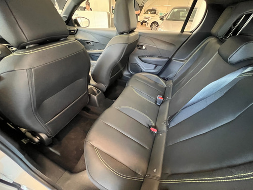 Peugeot 2008 1.0T Gt 2025