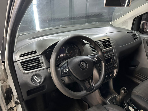 Volkswagen Fox 1.6 HIGHLINE 5P L15 2016