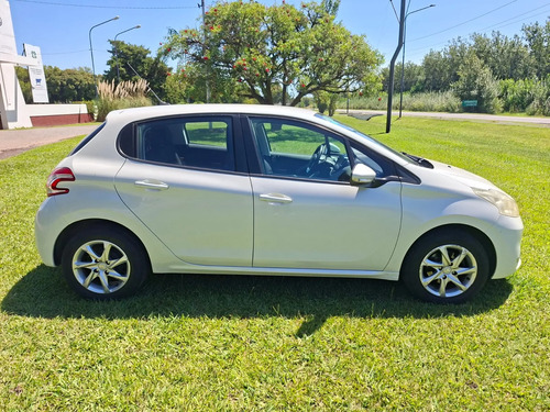 Peugeot 208 ALLURE 1.5 N TOUCHSCREEN 2014