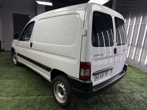 Citroën Berlingo Furgon 1.6 Hdi 92 Bussines 2024