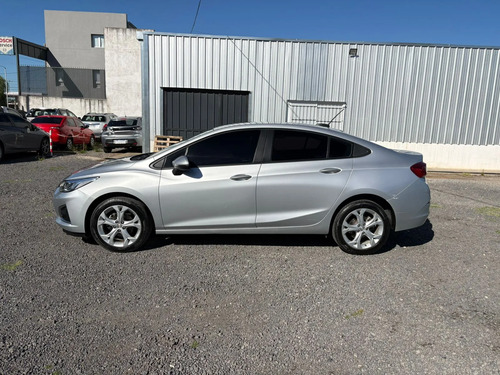 Chevrolet Cruze 4P 1.4T LT MT 2021