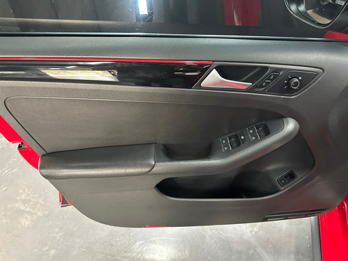 Volkswagen Vento 2.0 T SI GLI NAV DSG L16 2017