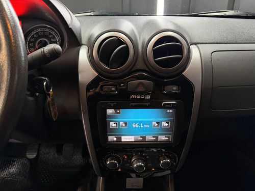 Renault Sandero 1.6 16V PRIVILEGE L12 2013