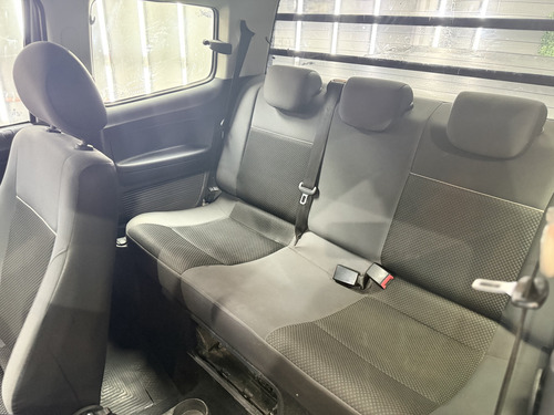 Volkswagen Saveiro 1.6 Gp Cd 101cv Pack High 2017