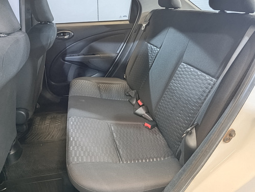 Toyota Etios 1.5 4 P Xls 2015