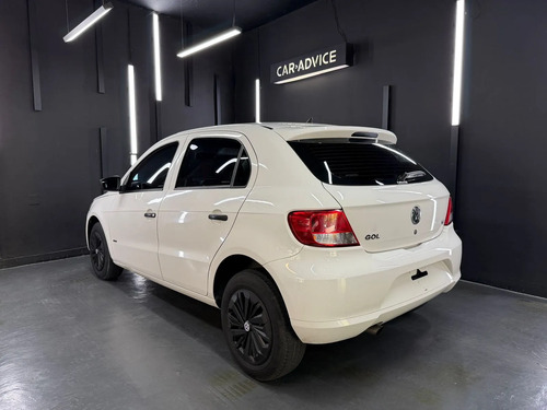 Volkswagen Gol 1.6 TREND 5P L12 2012