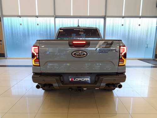 Ford Ranger Raptor 3.0L V6 Ecoboost Biturbo Cabina Doble 4X4 2025