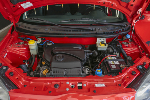 Fiat Uno 1.4 Sporting 2013