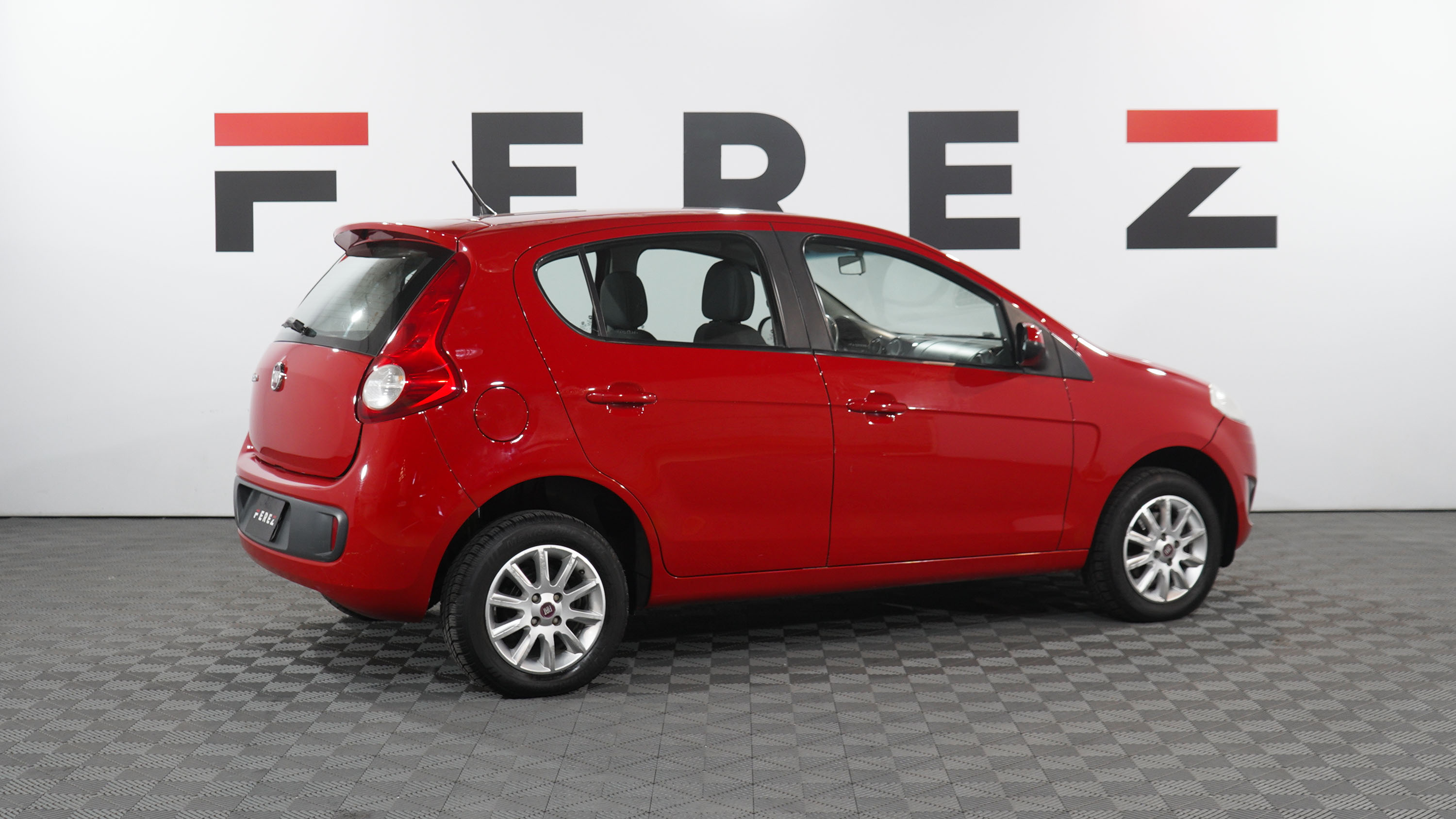 Fiat PALIO ATTRACTIVE 1.4 8V 2015