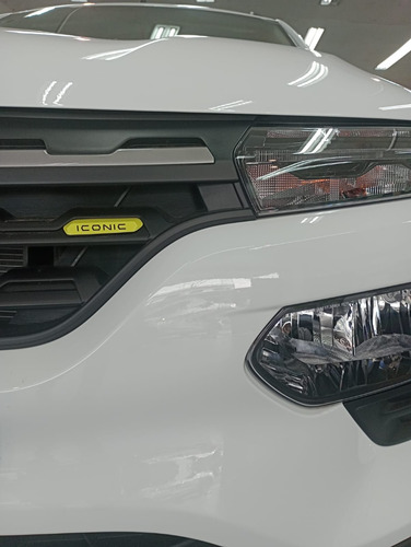 Renault Kwid 1.0 Sce 66Cv Iconic Outsider 2026