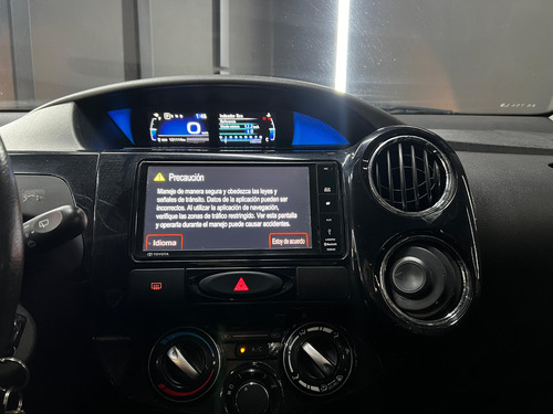 Toyota Etios 1.5 XLS AT4 5P L16 2017