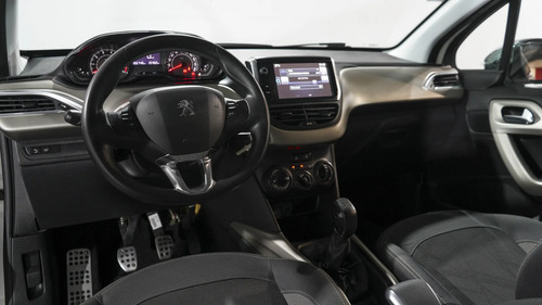 Peugeot 2008 1.6 Allure 2016