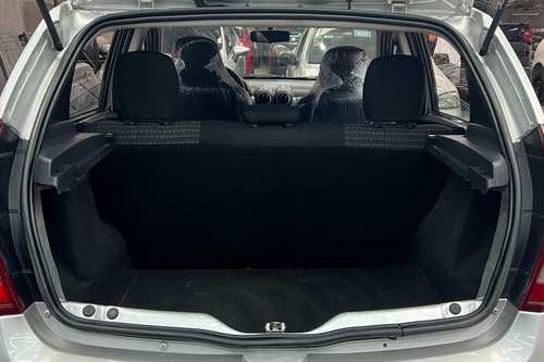 Renault Sandero 1.6 Confort 2011