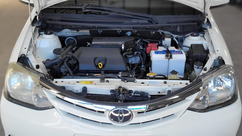 Toyota Etios 1.5 Xls 2014