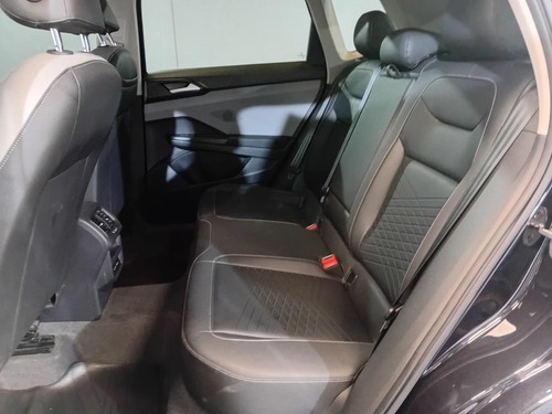 Volkswagen Taos 1.4 250 Tsi Comfortline At L/23 2023