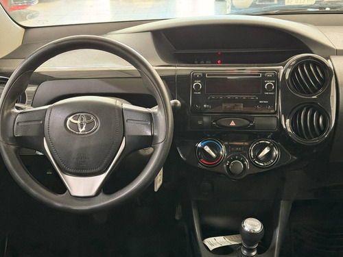 Toyota Etios 1.5 4p X 6mt L18 2019