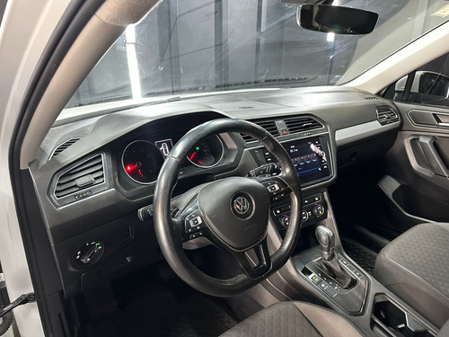 Volkswagen Tiguan 1.4 T ALLSPACE TRENDLINE AT L17 2019