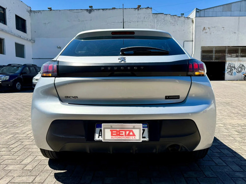 Peugeot 208 1.2 LIKE L20 2021