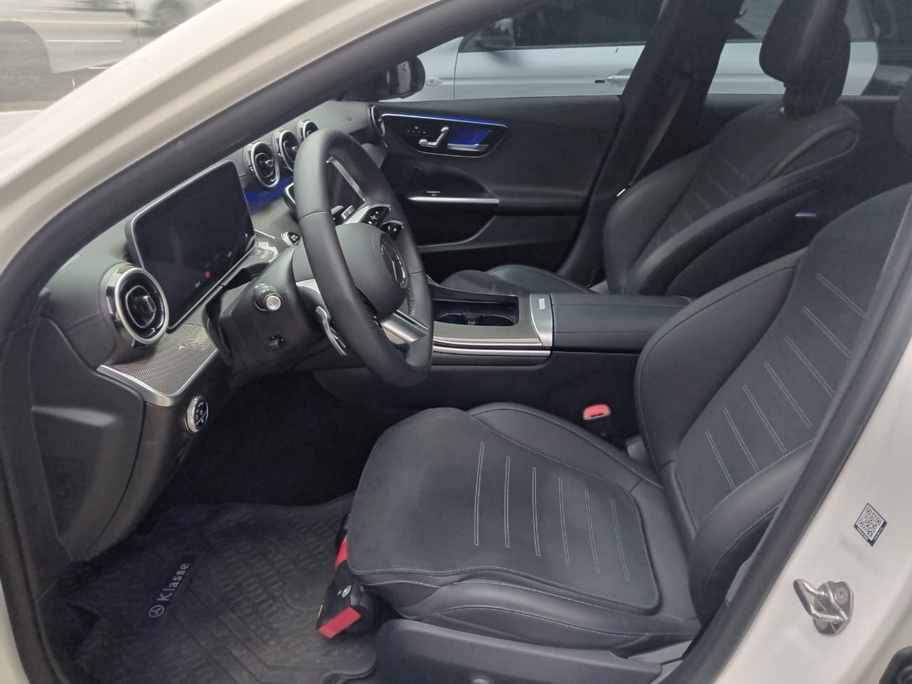 Mercedes-Benz C300 2.0 AMG line Sedan 258Cv 2024