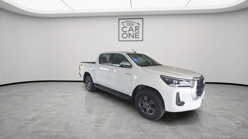 Toyota Hilux 2.8 TDI 4X4 SRV AT6 2023