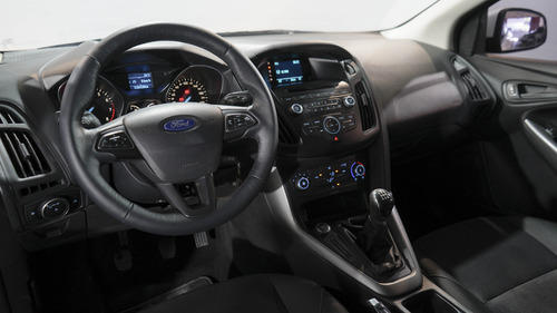Ford Focus III 1.6 S 2016