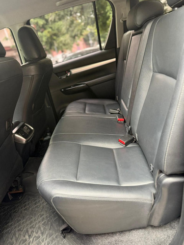 Toyota Hilux Pick-Up 2.8 Cd Srx 177cv 4x4 At 2016