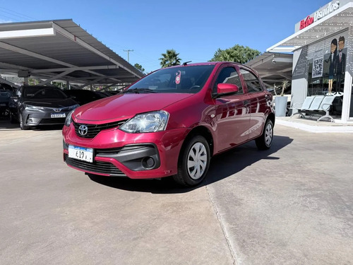 Toyota Etios 1.5 X 5p 2022