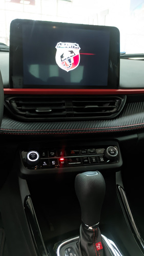 Fiat FASTBACK 1.3 Abarth T270 At6 2025