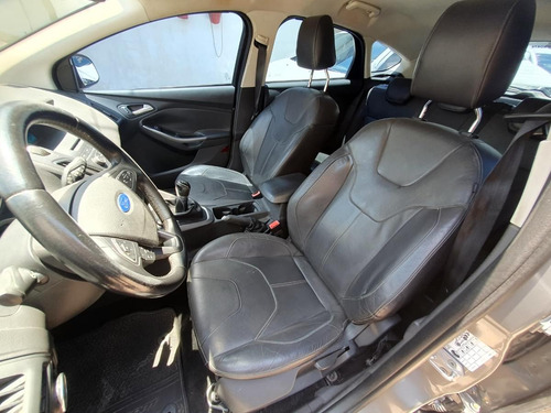 Ford Focus III 2.0 Sedan Se 2016