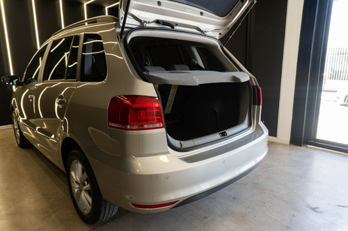 Volkswagen Suran 1.6 Highline 101cv 2015