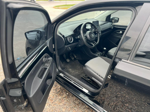 Volkswagen Up! 1.0 High Up! 75cv 2015