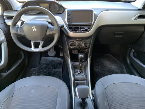 Peugeot 2008 1.6 Allure Tiptronic 2018