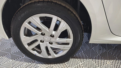 Peugeot 208 1.6 Active 2023